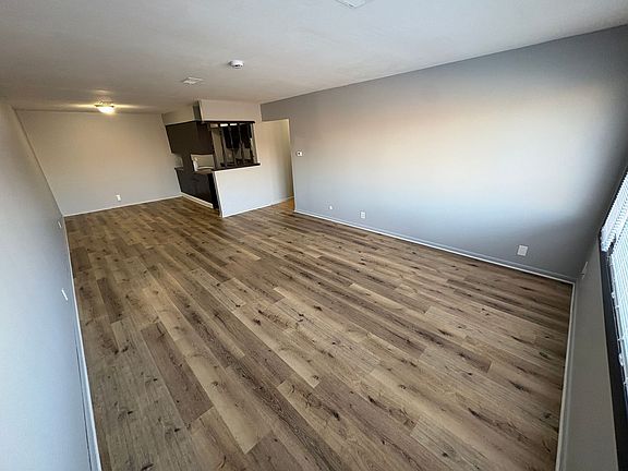 4th image of 1101 D St #C3