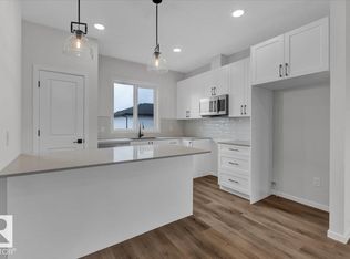 25 Ficus Way, Fort Saskatchewan, AB T8L0Z6