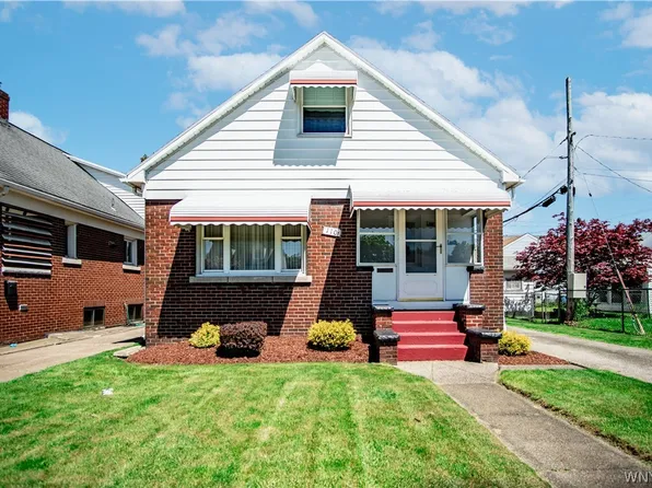 110 Palm St, Lackawanna, NY 14218