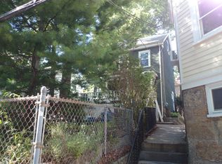 72 Boylston St, Jamaica Plain, MA 02130