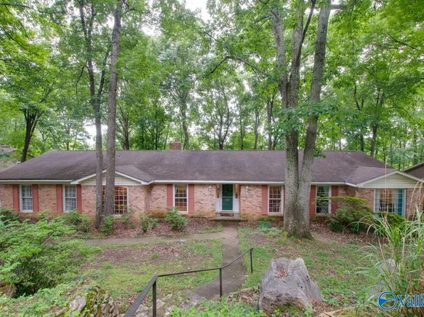 1310 Deans Dr SE, Huntsville, AL 35802
