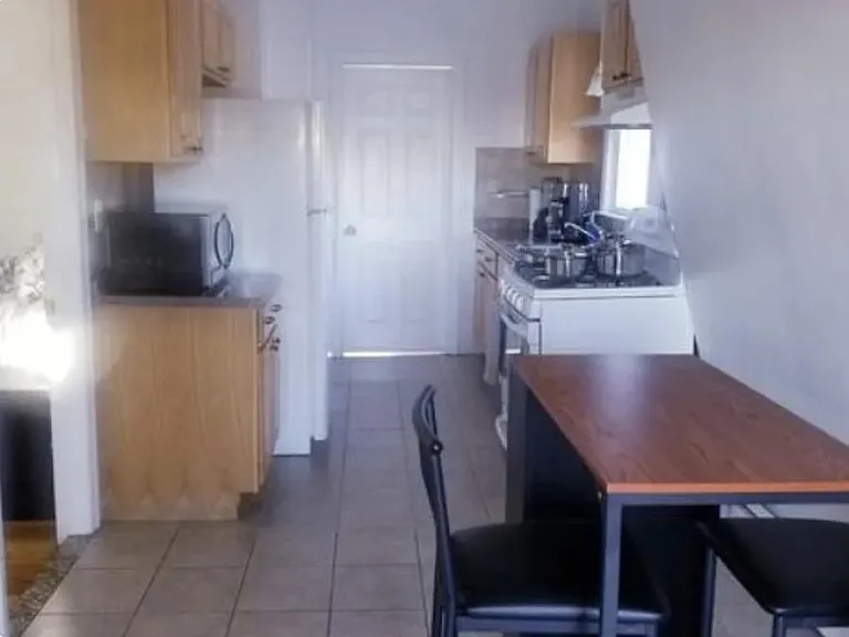 1310 Monmouth Ave — Photo 24