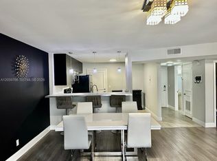 22605 SW 66th Ave APT 310, Boca Raton, FL 33428
