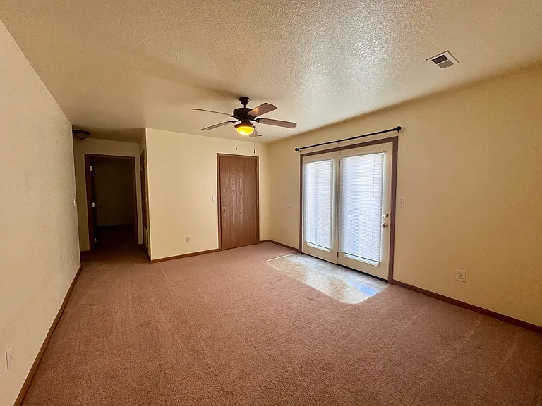 22585 Hollow Oak Ln — Photo 5