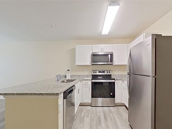 5th image of 27008 Anthony Ave #27008