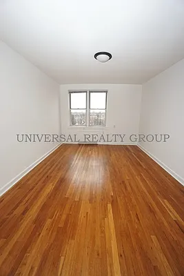 Sold by Universal Realty Group | media 17