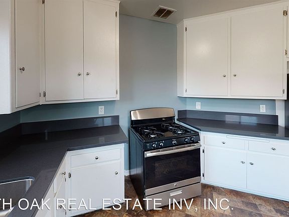 2nd image of 626 Kew St APT 6