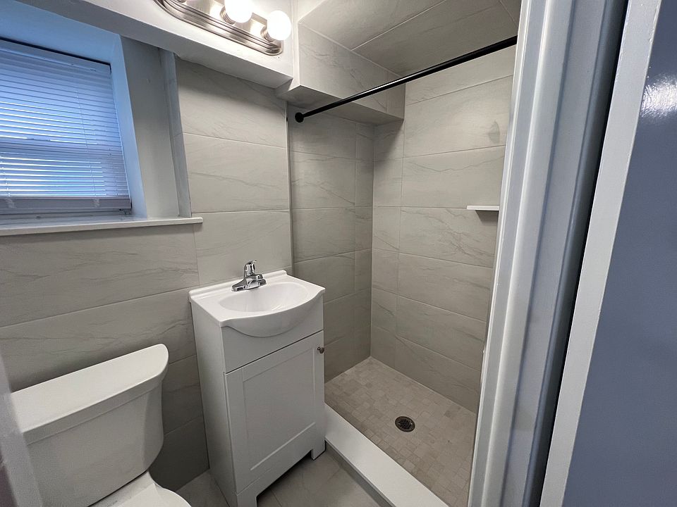 Newly renovated bath