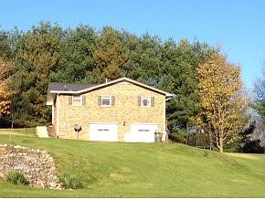 2nd image of 534 Greenhill Dr NE