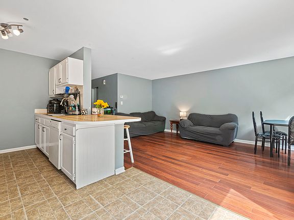 3rd image of 7529 Wedgewood Dr
