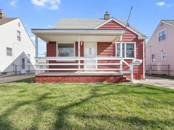 734 White Ave, Lincoln Park, MI 48146