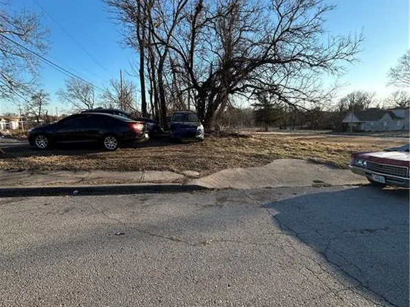 511 Troup Ave, Kansas City, KS 66101