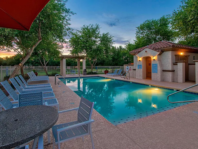 3487 E Windsor Dr — Photo 31