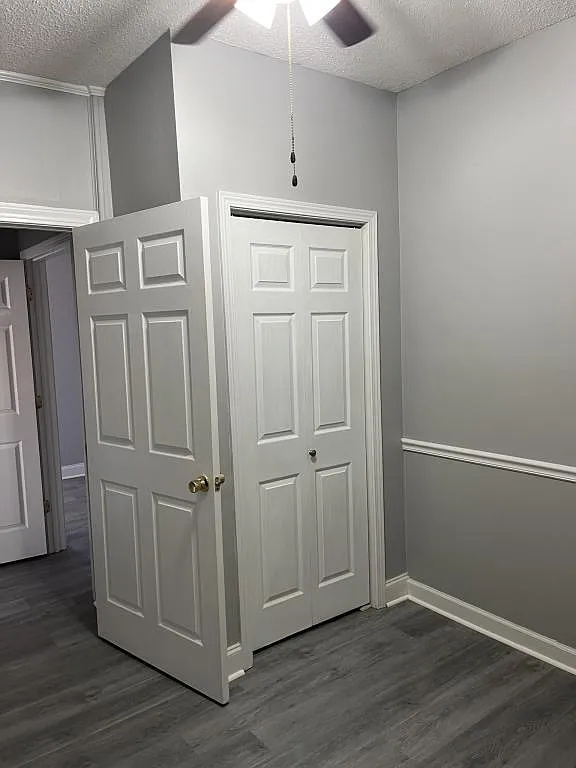 109 Oak St — Photo 2