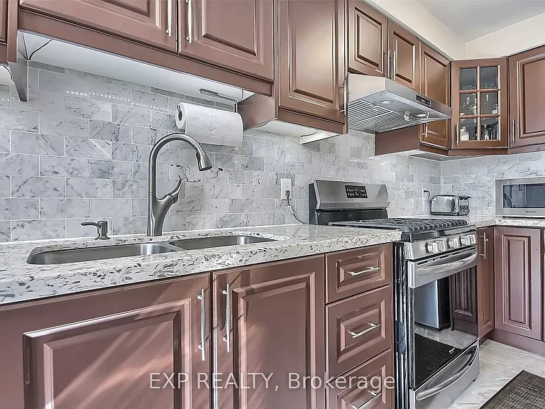 35H View Green Cres #UPPER — Photo 8