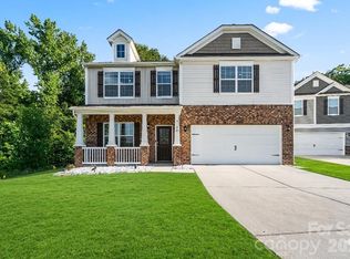 7128 Bandera Dr, Charlotte, NC 28214