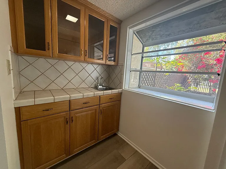 22210 James Alan Cir #8 — Photo 8