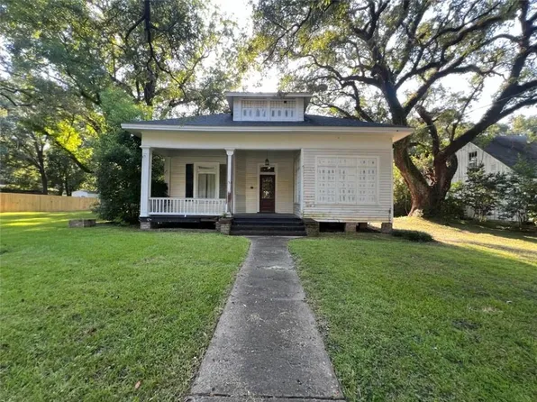 104 Mohawk St, Mobile, AL 36606