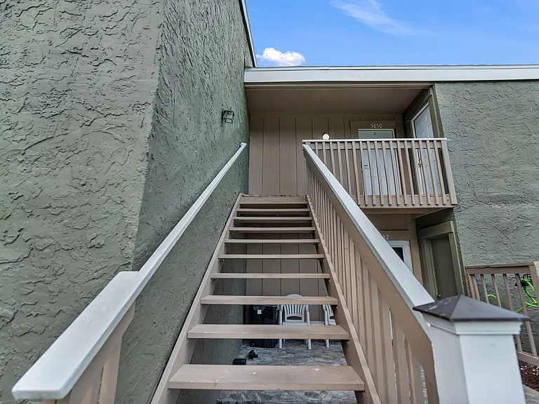 5850 Peregrine Ave #C10 — Photo 2