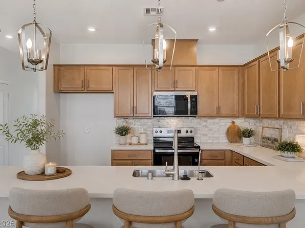 5718 Whimsical St, Las Vegas, NV 89148