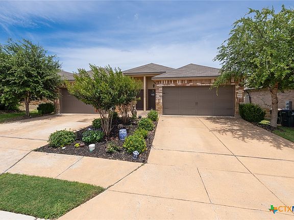 3rd image of 436 Jack Rabbit Ln