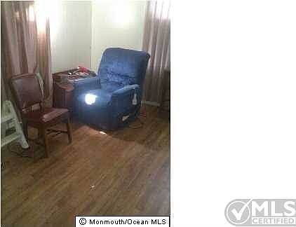 3rd image of 109 Belmont Dr