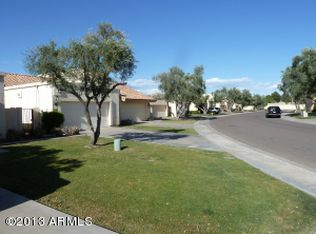 2340 W Comstock Dr, Chandler, AZ 85224