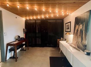 1812 19th Ave APT 202, Seattle, WA 98122