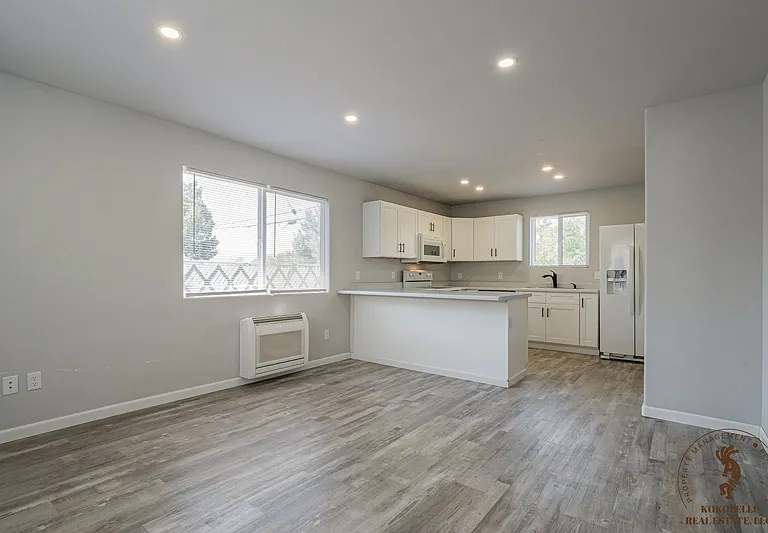 101 Elm Ave #B — Photo 2
