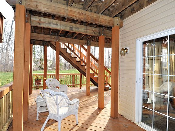 4th image of 2508 Black Oak Way