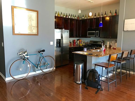 3rd image of 340 W Superior St APT 601