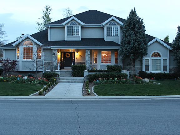 3rd image of 1702 E Haven Brook Cir
