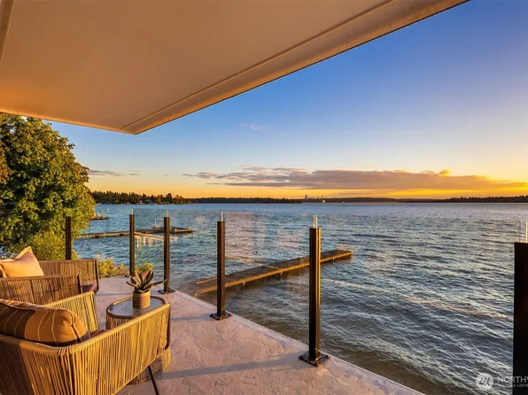 6225 Lake Washington Boulevard NE #209, Kirkland, WA 98033