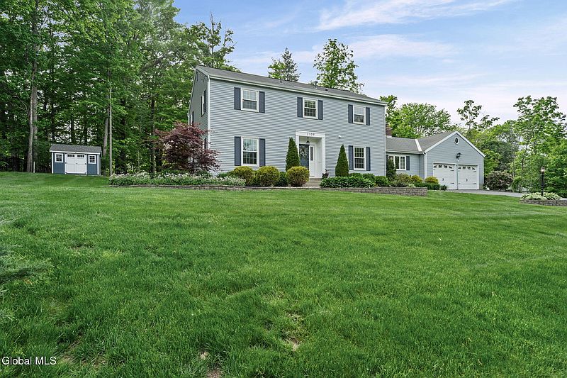 4th image of 2109 Orchard Park Drive