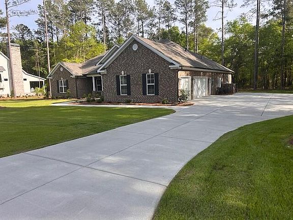 3rd image of 2368 Cardigan Drive