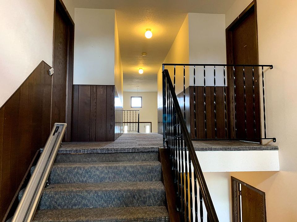 2nd image of 315 E Main St #6