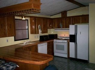 5 Kay Ln, Howell, NJ 07731