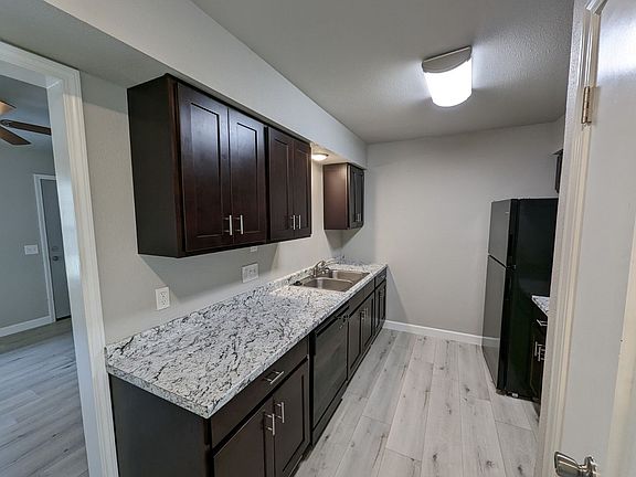 3rd image of 591 E Boswell St APT 17