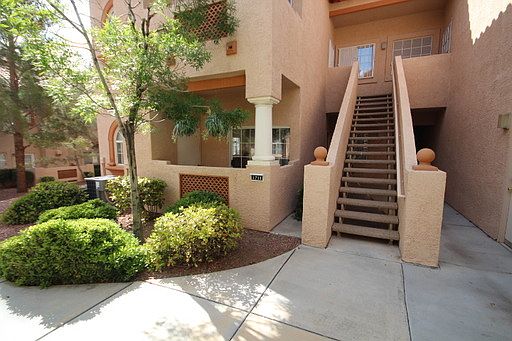 1st image of 2925 Wigwam Pkwy APT 1711