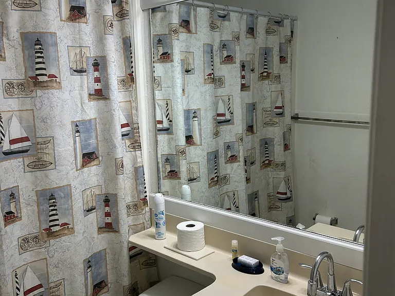 23 S Forest Beach Dr #111 — Photo 7