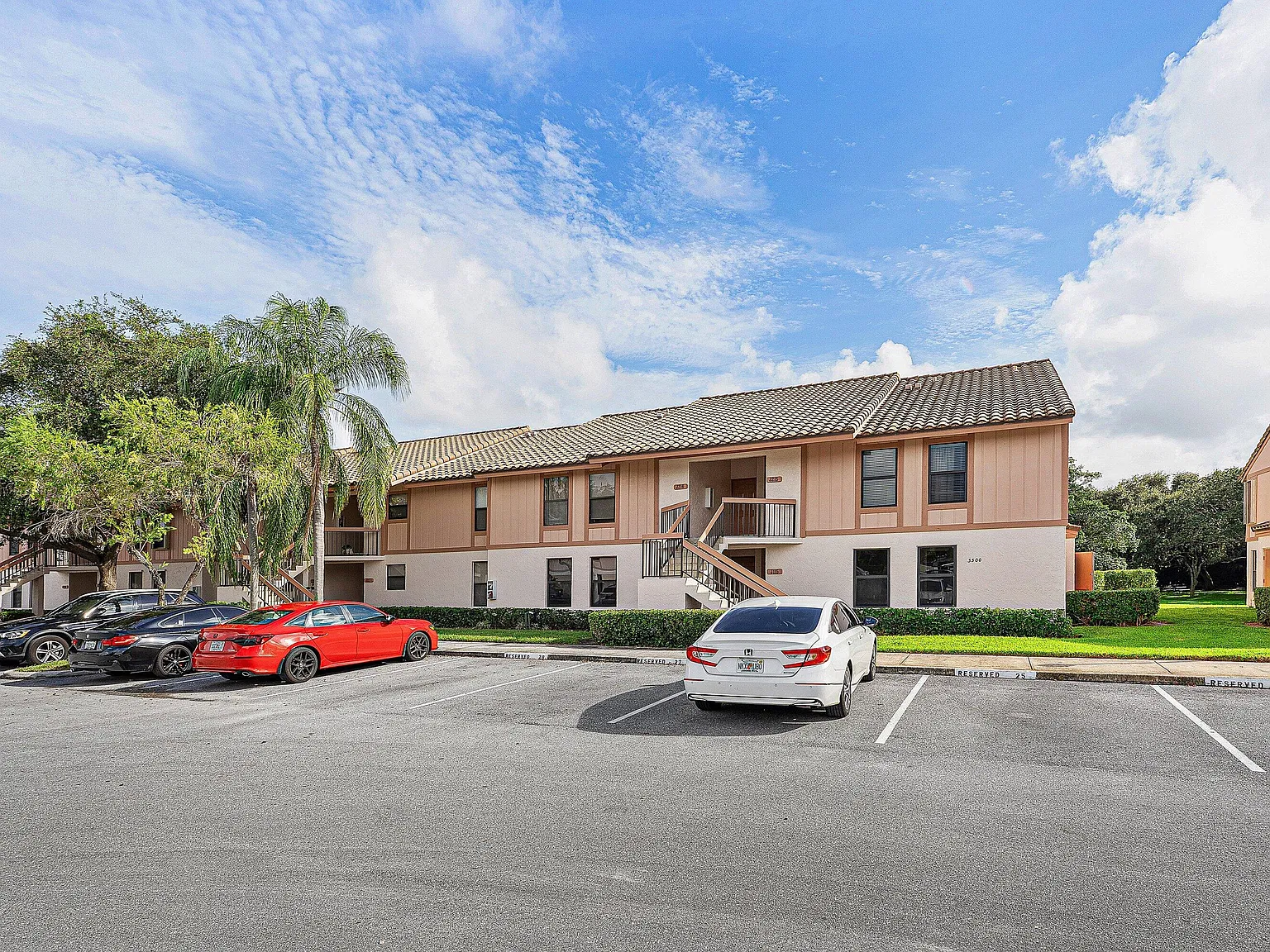 3300 Jaywood Ter — Photo 2