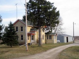 N8928 E Horseshoe Rd, Watertown, WI 53094