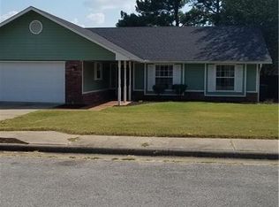 2712 W Margaret St, Rogers, AR 72756