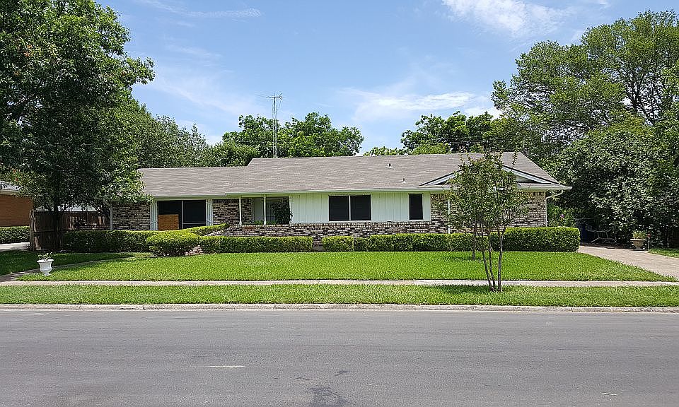1st image of 405 Hilltop Ln