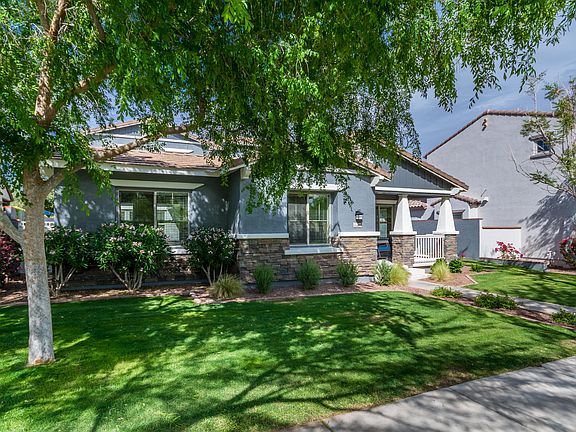 3rd image of 20450 W Lost Creek Dr