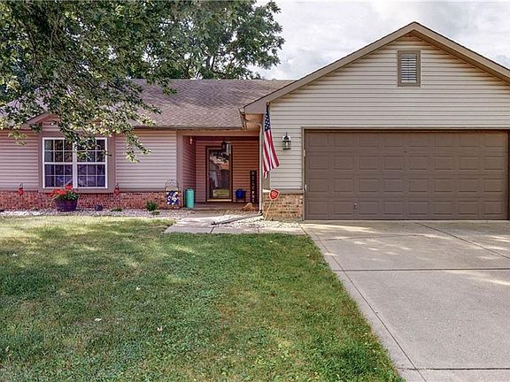 2nd image of 8343 Country Charm Dr