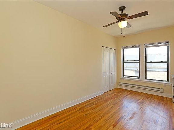 3rd image of 4614 N Paulina St #Unt107