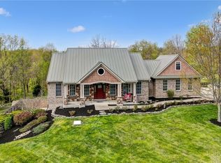 411 McClure Rd, Lebanon, OH 45036