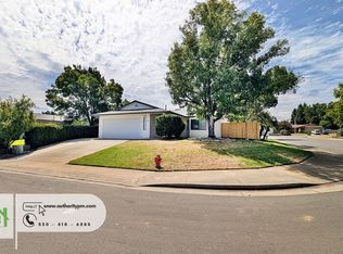 1027 Goodview Way, Redding, CA 96003