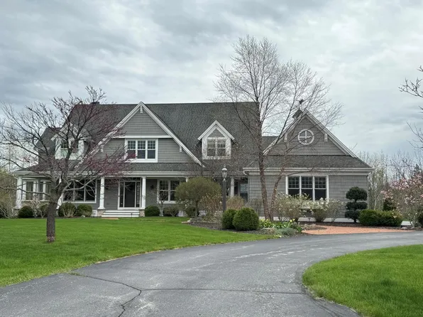 816 Trillium COURT, Grafton, WI 53024